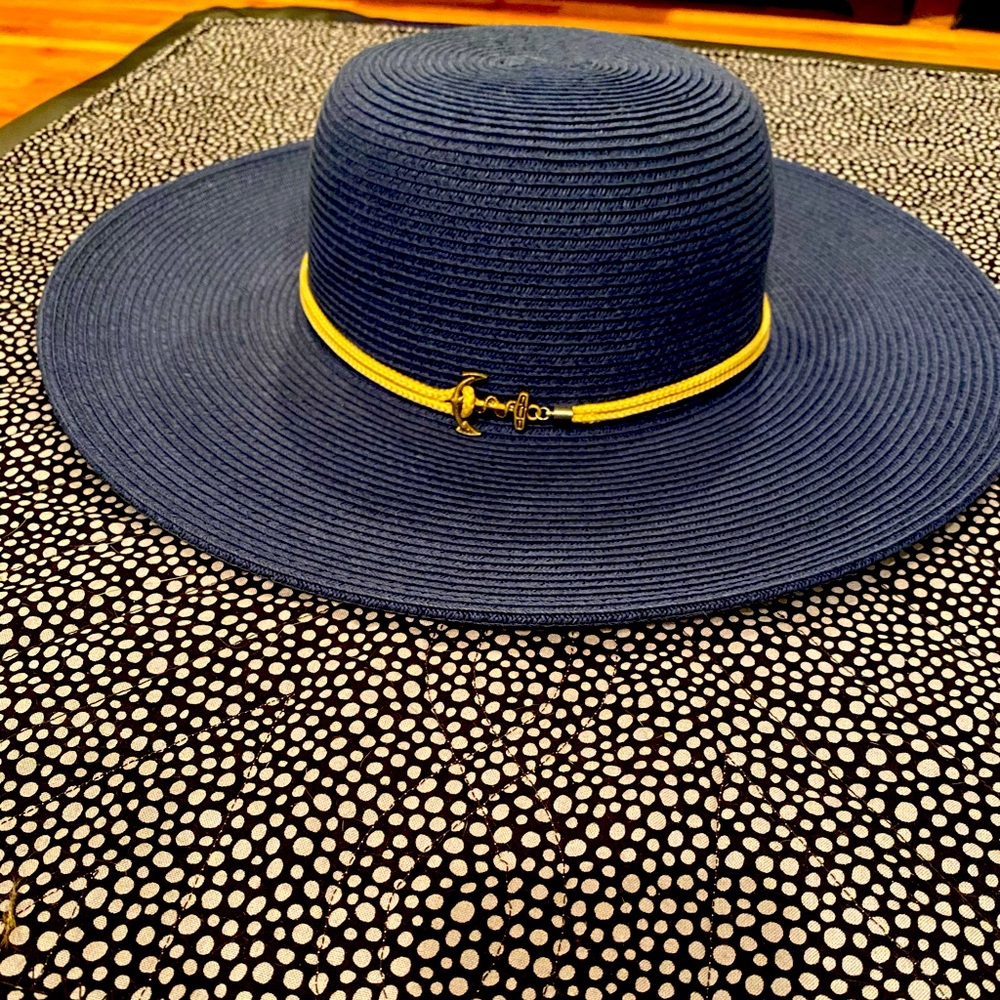 Sun hat
